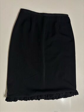 Black Ruffle-Hem Pencil Skirt 90s